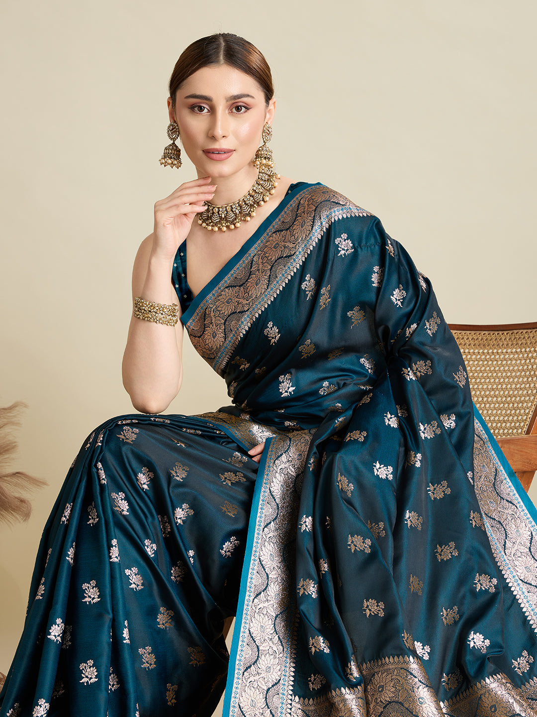 Designer Silk Saree with Rich Zari Weaving & Tassel Pallu (Teal)