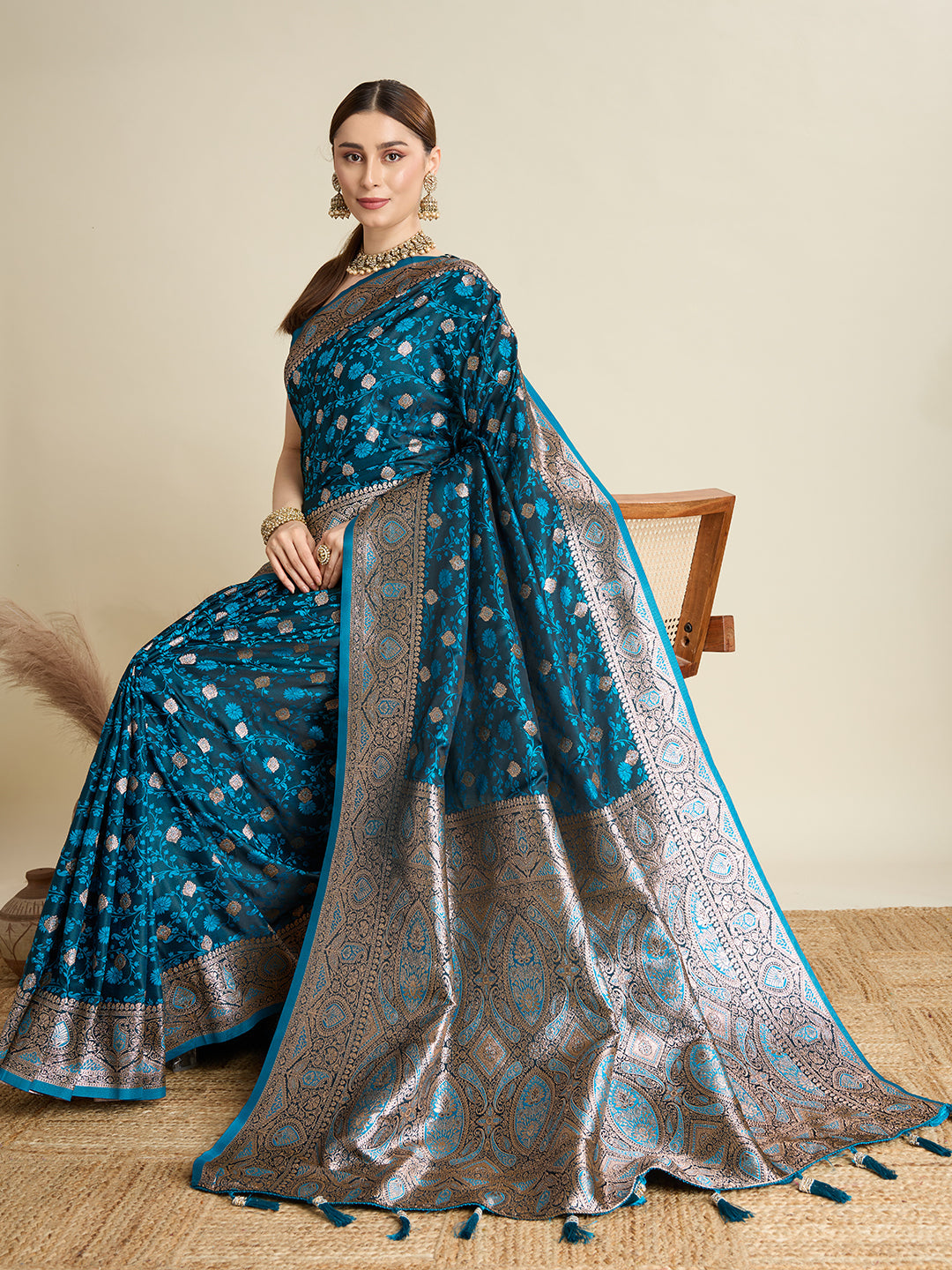Tarquolse Color Soft Silk Zari Weaving Saree with Designer Blouse