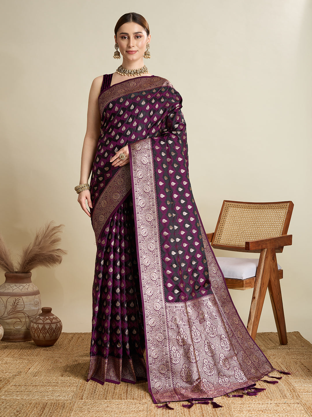 Magenta Soft Silk Saree with Zari Weaving & Designer Blouse – Wedding & Party Wear