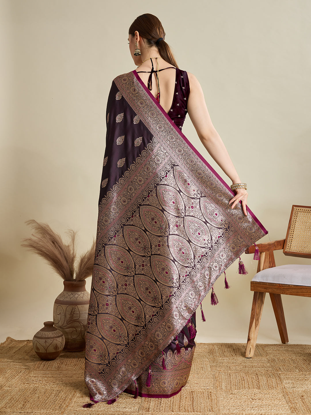 Designer Silk Saree with Heavy Zari Weaving & Rich Pallu for Festive & Wedding Wear (Magenta)