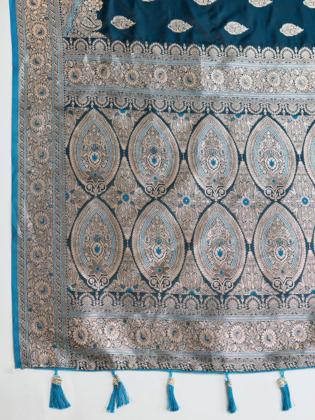 Designer Silk Saree with Heavy Zari Weaving & Rich Pallu for Festive & Wedding Wear (Teal)