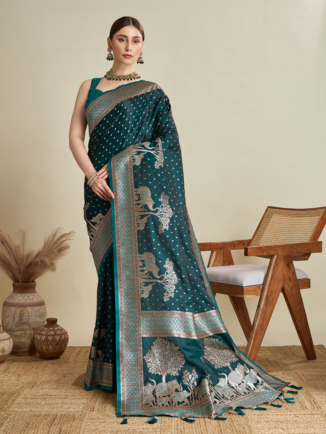 Rama Color Soft Silk Zari Weaving Saree for Wedding And Party