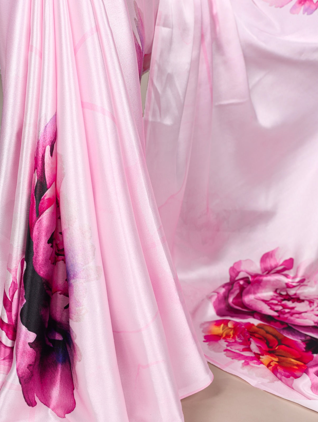 Beautiful Pink Color Satin Silk Floral Printe Saree