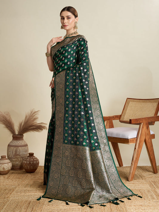Green Soft Silk Saree with Zari Weaving & Designer Blouse – Wedding & Party Wear