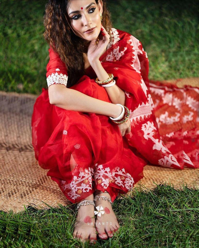 Amazing Party Wear Red Color Organza Saree